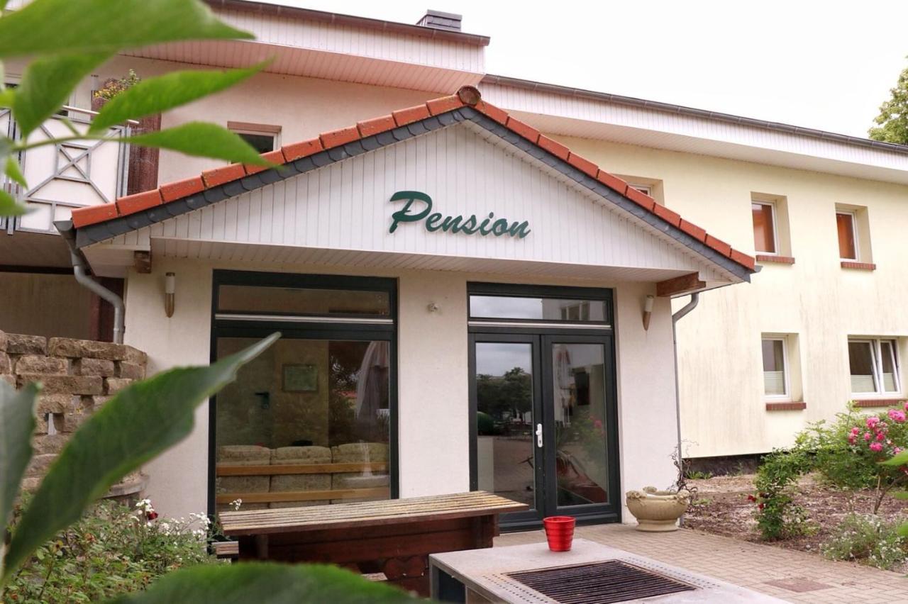 Trinwillershagen Pension " Zu Den Linden" Trin מראה חיצוני תמונה